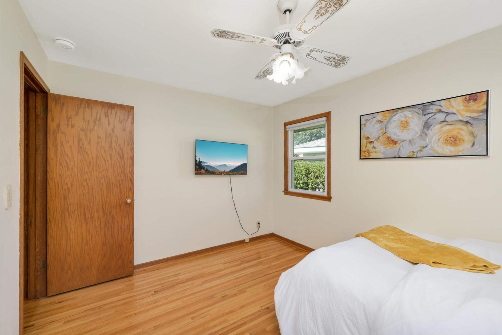 Cottage Grove Haven, Spacious 4-Bed, 3 Baths Retreat Esterno foto